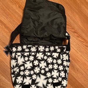 Retro 90’s tote/crossbody.